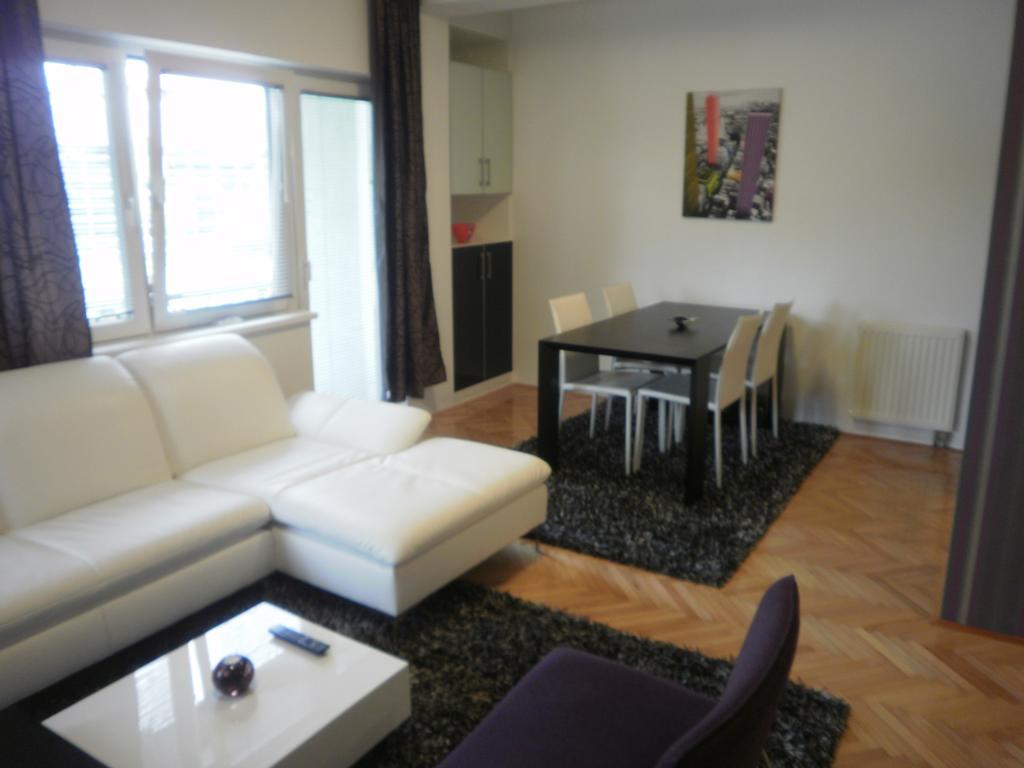 Apartment Sara *