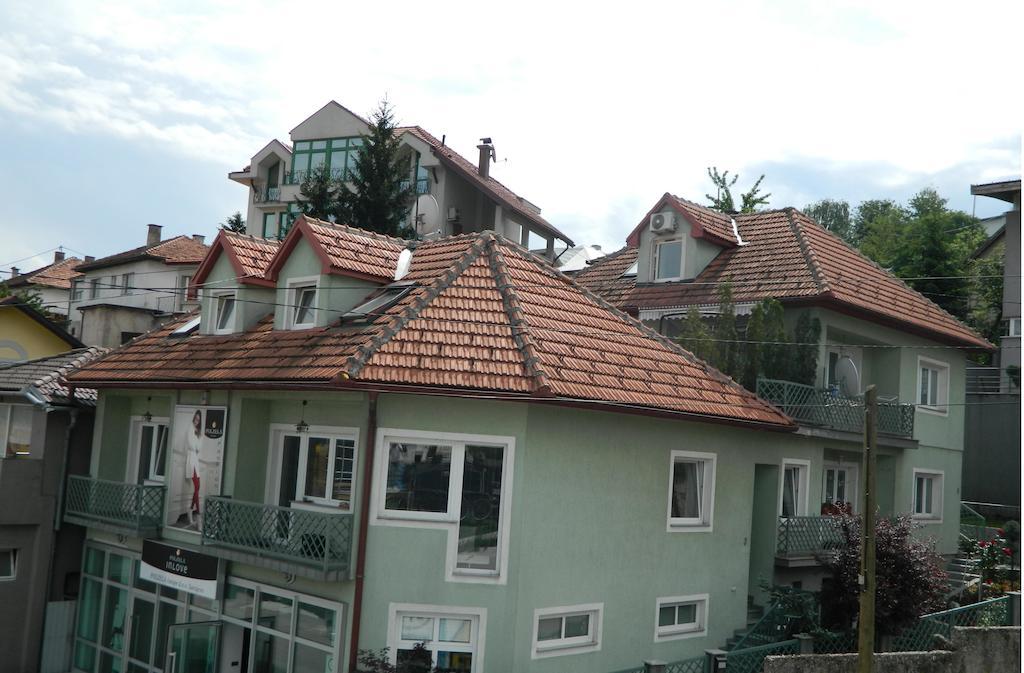 Sara * Sarajevo