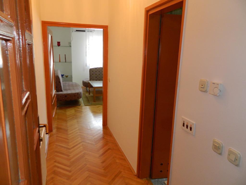 Apartment Sara